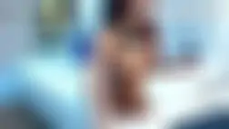 Caliente ninfómana tomando en el coño